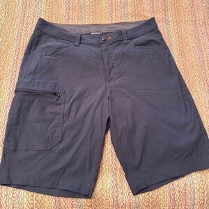 Eddie Bauer Men's Rainier Shorts Size 32 Grey